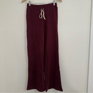 NWT Wildflo Studio Maroon Thick Drawstring
Wide Leg Ribbed Pant Sz XS